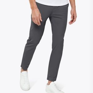 AO Joggers in Graphite size L